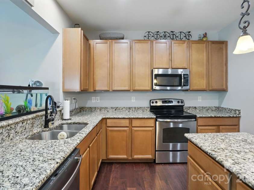 3020 Fallondale Road, Waxhaw, NC 28173.  MLS# CAR4274906, YatesRealty ID 26757. 