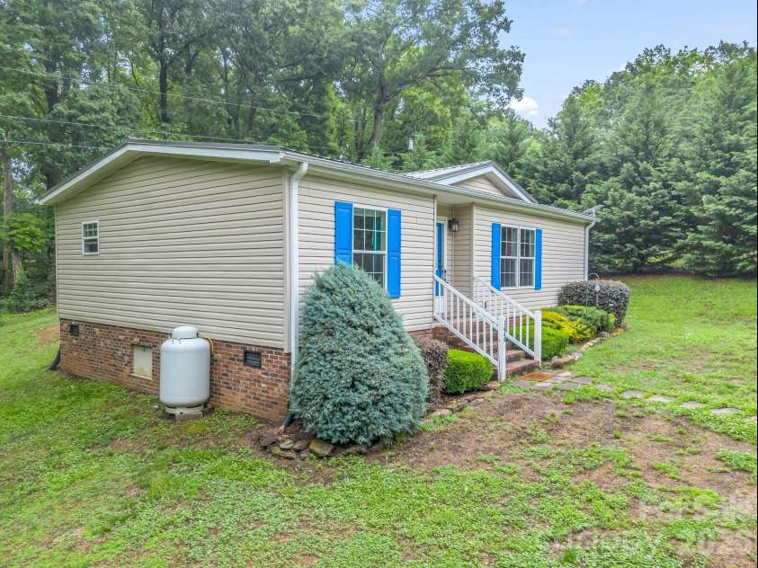 1449 Toney Road, Bostic, NC 28018.  MLS# CAR4386322, YatesRealty ID 26758. 