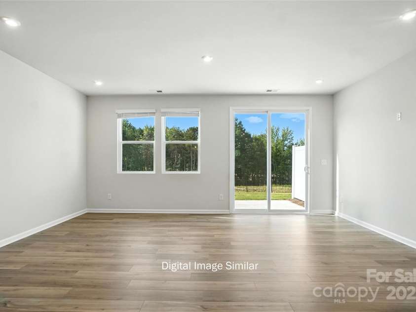 1209 Vibrant Road, Charlotte, NC 28215.  MLS# CAR4331667, YatesRealty ID 2676. 