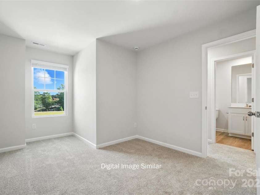 1209 Vibrant Road, Charlotte, NC 28215.  MLS# CAR4331667, YatesRealty ID 2676. 