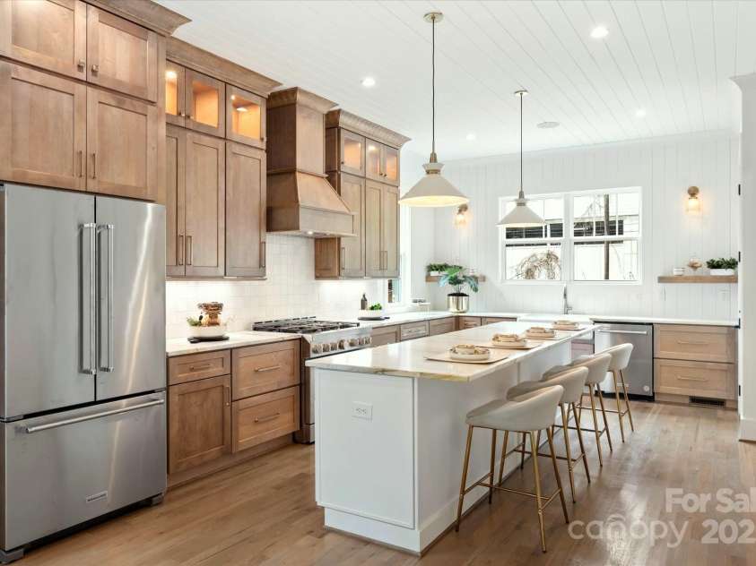 1922 Hamorton Place, Charlotte, NC 28205.  MLS# CAR4237474, YatesRealty ID 2676. 