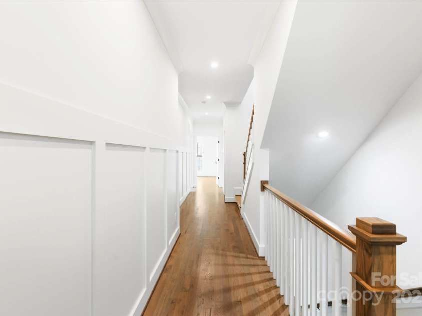 1922 Hamorton Place, Charlotte, NC 28205.  MLS# CAR4237474, YatesRealty ID 2676. 