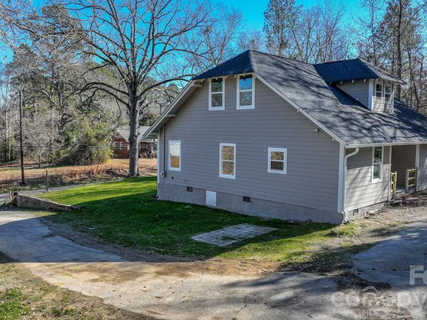 280 NC 742 Highway, Wadesboro, NC 28170.  MLS# CAR4337124, YatesRealty ID 2676. 