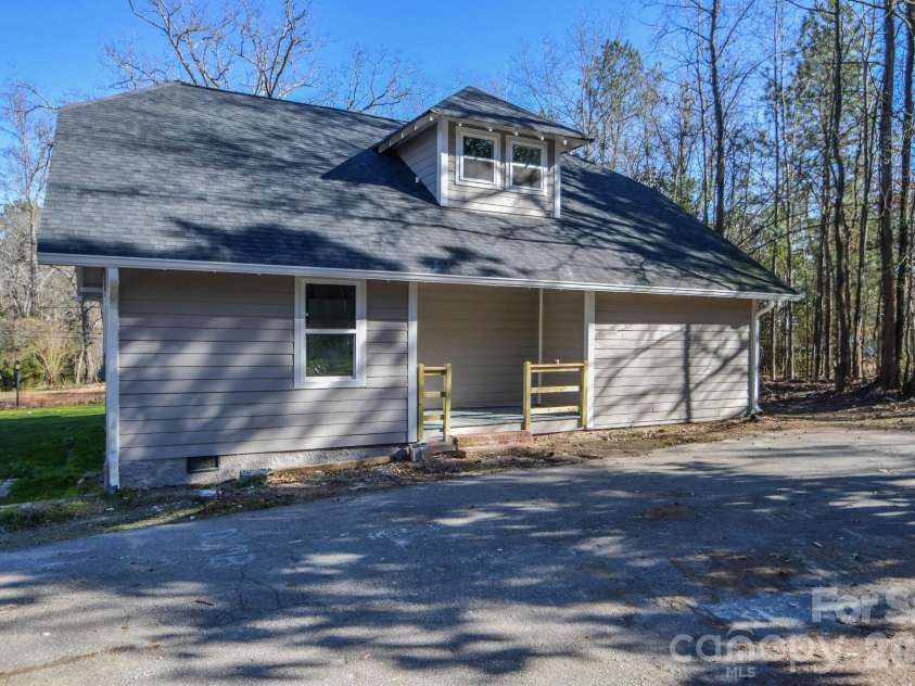 280 NC 742 Highway, Wadesboro, NC 28170.  MLS# CAR4337124, YatesRealty ID 2676. 