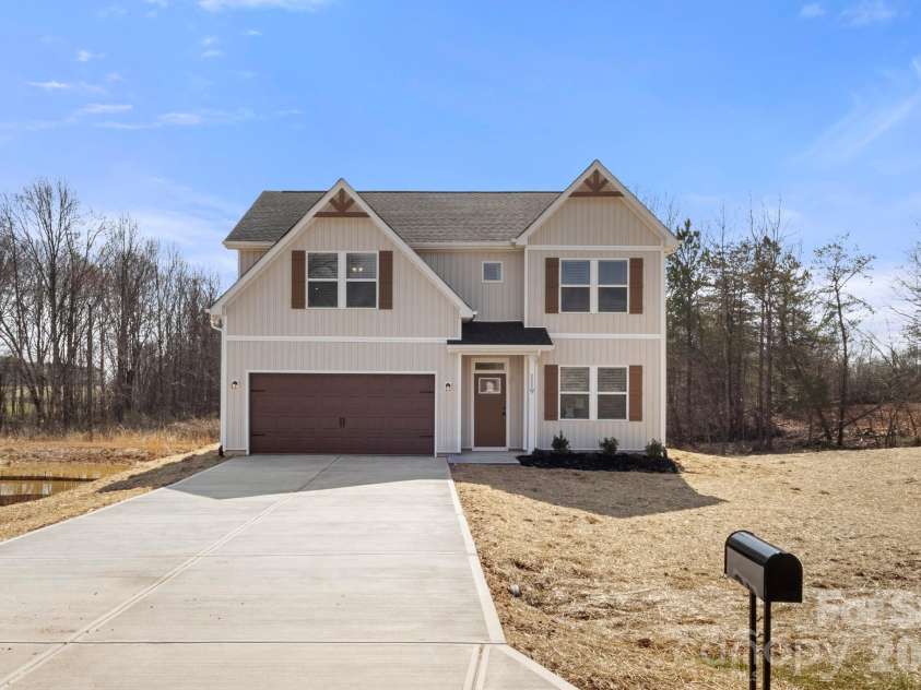 119 Indian Wells Court, Harmony, NC 28634.  MLS# CAR4354359, YatesRealty ID 26760. 
