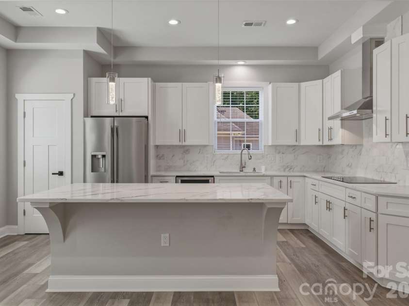 5330 Tuckaseegee Road, Charlotte, NC 28208.  MLS# CAR4372285, YatesRealty ID 26761. 