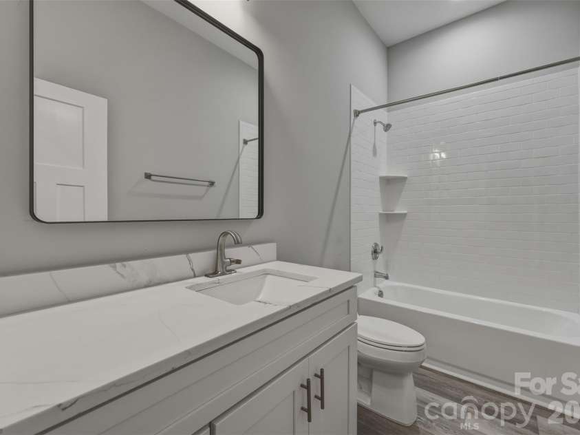 5330 Tuckaseegee Road, Charlotte, NC 28208.  MLS# CAR4372285, YatesRealty ID 26761. 