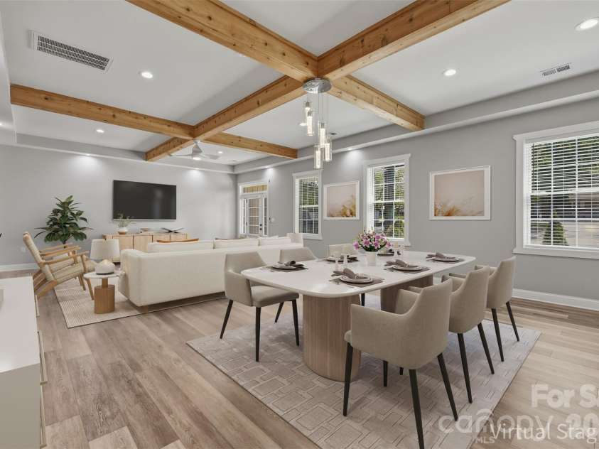 5330 Tuckaseegee Road, Charlotte, NC 28208.  MLS# CAR4372285, YatesRealty ID 26761. Dining room virtually staged
