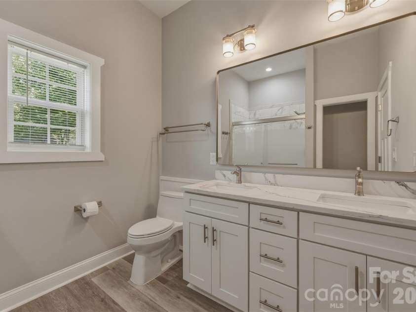 5330 Tuckaseegee Road, Charlotte, NC 28208.  MLS# CAR4372285, YatesRealty ID 26761. Primary bathroom