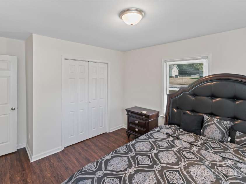 1505 Northwoods Drive, Kings Mountain, NC 28086.  MLS# CAR4279253, YatesRealty ID 26762. 