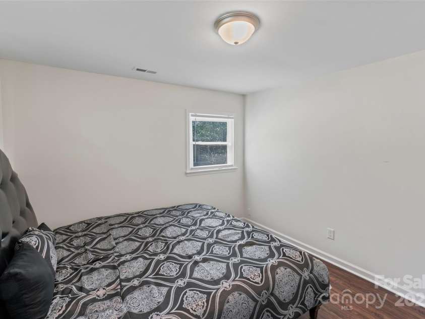 1505 Northwoods Drive, Kings Mountain, NC 28086.  MLS# CAR4279253, YatesRealty ID 26762. 