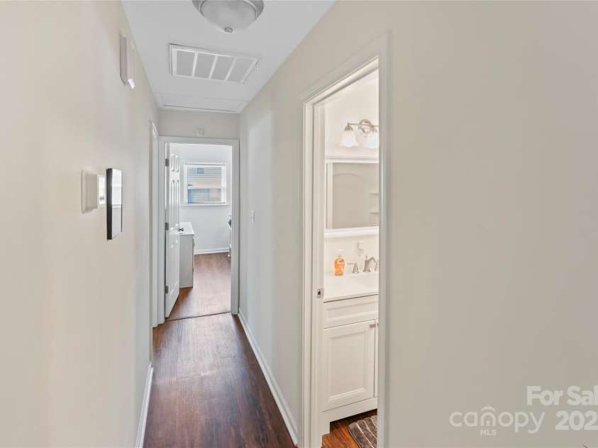 1505 Northwoods Drive, Kings Mountain, NC 28086.  MLS# CAR4279253, YatesRealty ID 26762. 