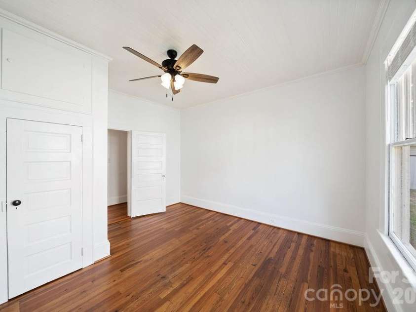 194 Cedar Drive, Concord, NC 28025.  MLS# CAR4295579, YatesRealty ID 26762. 