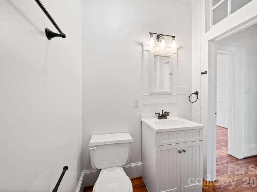 194 Cedar Drive, Concord, NC 28025.  MLS# CAR4295579, YatesRealty ID 26762. 
