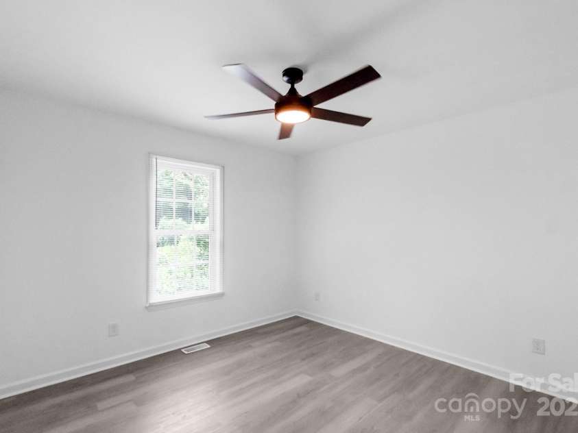 801 Evening Shade Lane, Gastonia, NC 28052.  MLS# CAR4280295, YatesRealty ID 26763. Primary