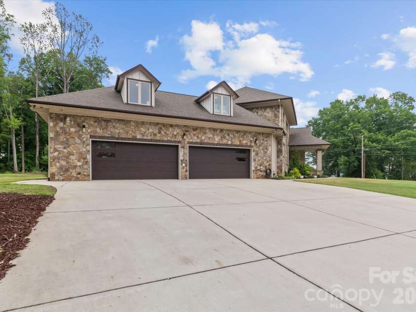 9355 Legrand Drive, Terrell, NC 28682.  MLS# CAR4385808, YatesRealty ID 26763. 