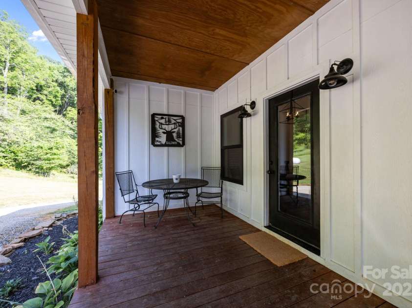 131 Tobacco Trail, Canton, NC 28716.  MLS# CAR4280459, YatesRealty ID 26764. 