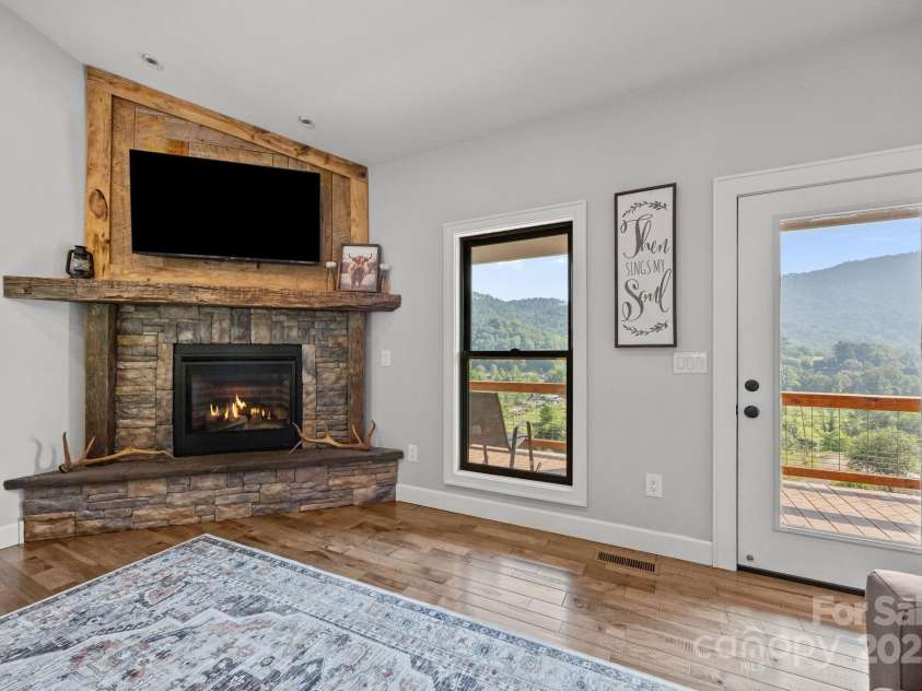 131 Tobacco Trail, Canton, NC 28716.  MLS# CAR4280459, YatesRealty ID 26764. 