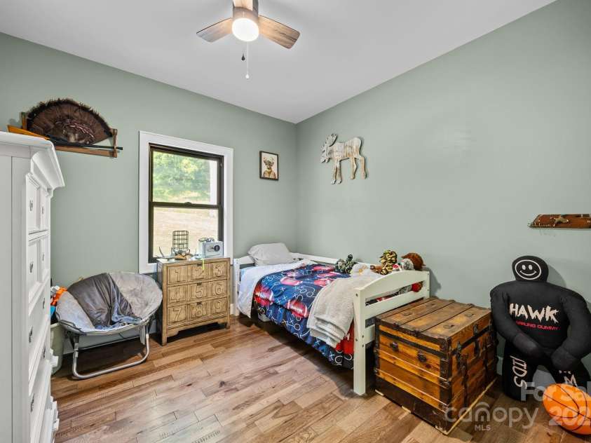 131 Tobacco Trail, Canton, NC 28716.  MLS# CAR4280459, YatesRealty ID 26764. 