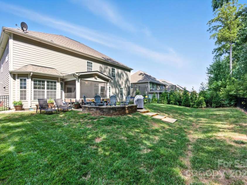 126 Canoe Pole Lane, Mooresville, NC 28117.  MLS# CAR4282482, YatesRealty ID 26765. 