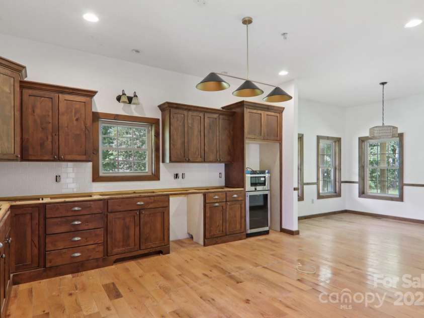 225 Fines Creek Road, Clyde, NC 28721.  MLS# CAR4282303, YatesRealty ID 26766. 
