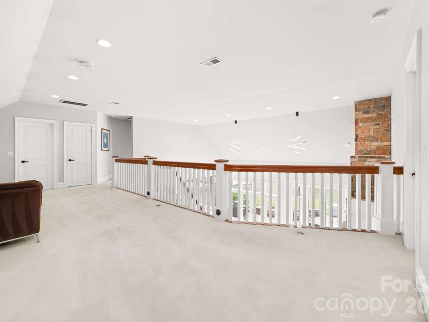 18212 Pompano Place, Cornelius, NC 28031.  MLS# CAR4365498, YatesRealty ID 26767. 