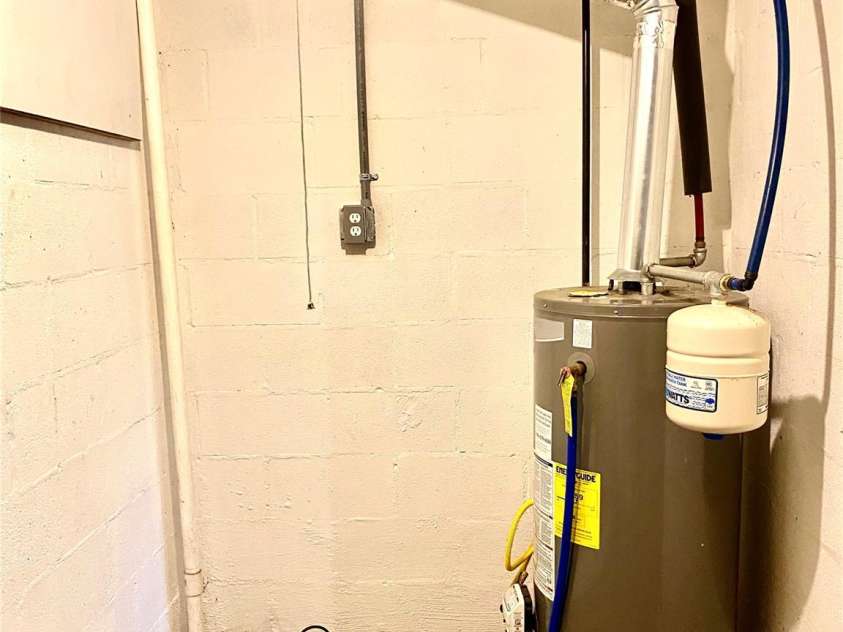 3702 Crawford Street, Gastonia, NC 28052.  MLS# CAR4275636, YatesRealty ID 26767. Water Heater 2017, Sump Pump 2024.