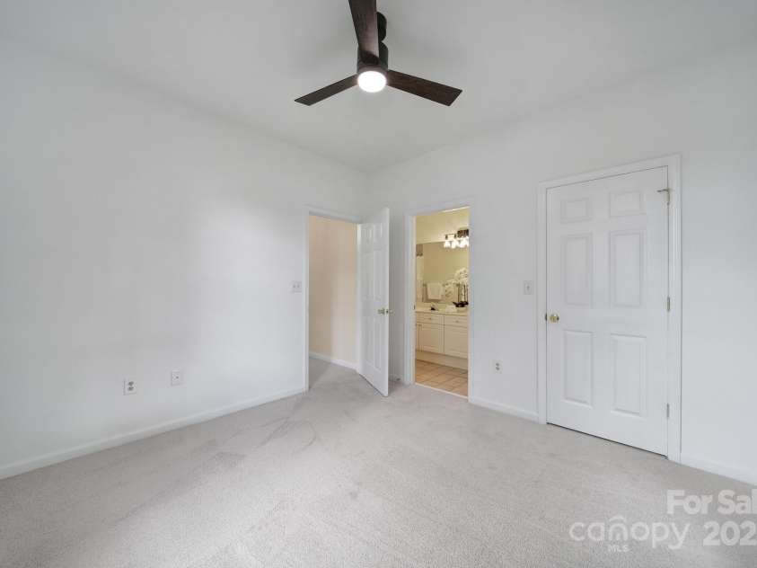 614 Stone Village Drive, Fort Mill, SC 29708.  MLS# CAR4256253, YatesRealty ID 26768. 