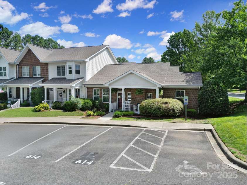 614 Stone Village Drive, Fort Mill, SC 29708.  MLS# CAR4256253, YatesRealty ID 26768. 