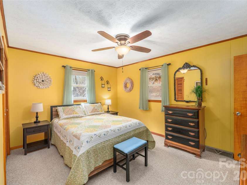 63 Memory Drive, Waynesville, NC 28786.  MLS# CAR4364829, YatesRealty ID 26768. 