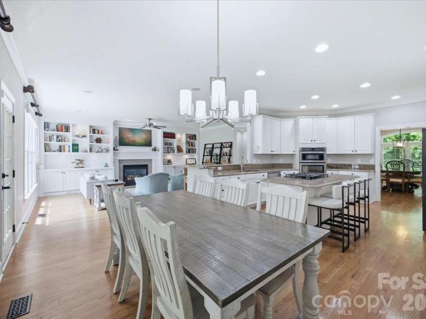 12665 Lindrick Lane, Charlotte, NC 28277.  MLS# CAR4386575, YatesRealty ID 26769. 