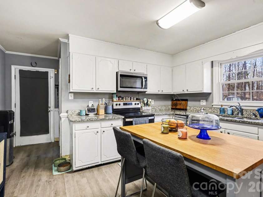 1270 Earnhardt Road, Salisbury, NC 28146.  MLS# CAR4346376, YatesRealty ID 2677. 