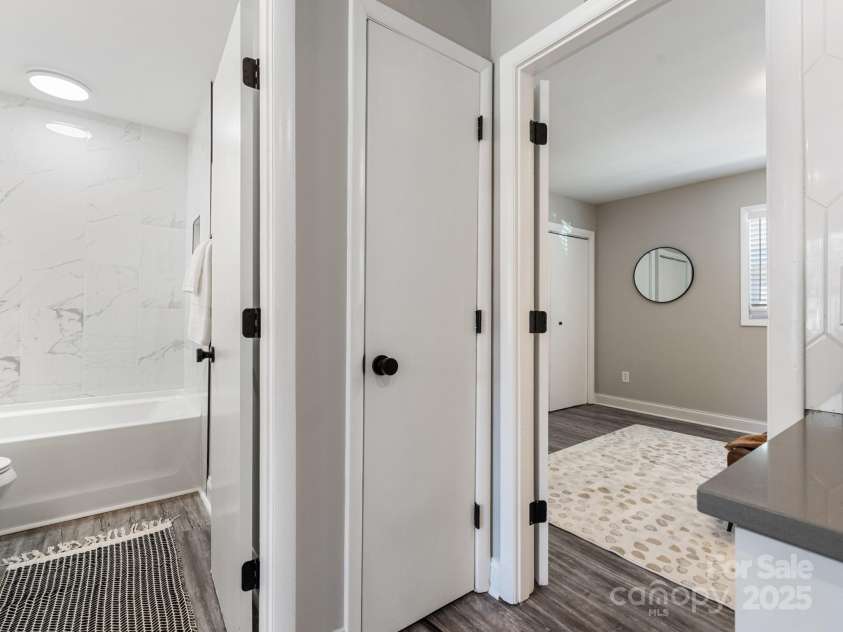 2000 Patio Court, Charlotte, NC 28205.  MLS# CAR4270954, YatesRealty ID 2677. 