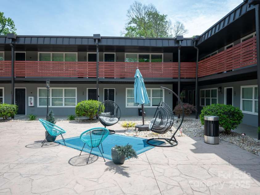 2000 Patio Court, Charlotte, NC 28205.  MLS# CAR4270954, YatesRealty ID 2677. 