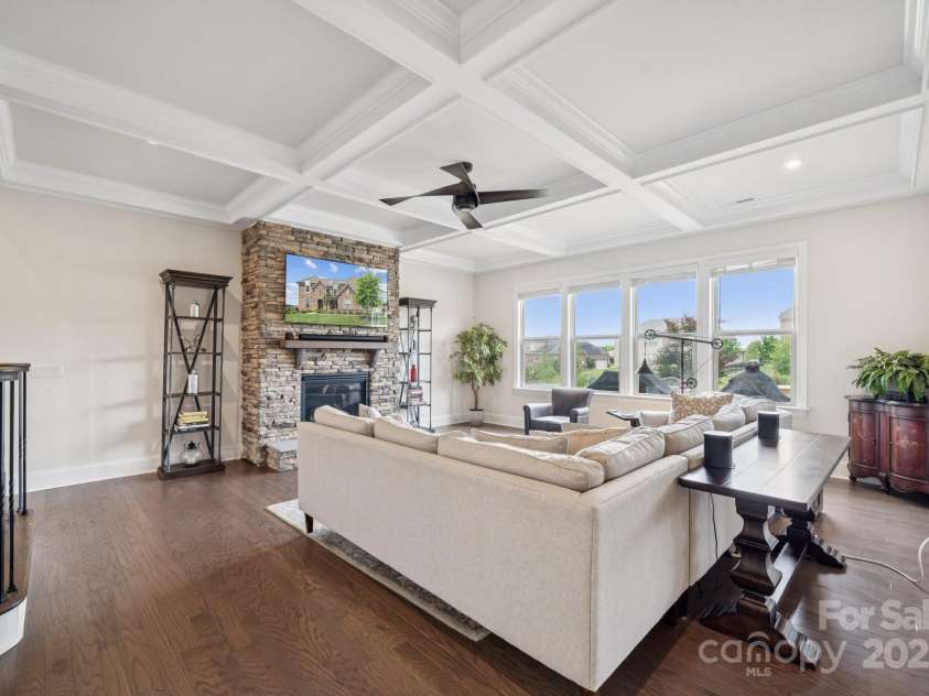 12410 Franklin Park Lane, Huntersville, NC 28078.  MLS# CAR4269080, YatesRealty ID 26771. 