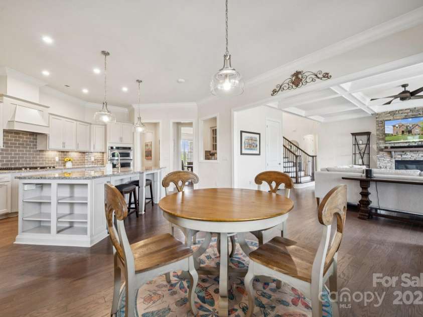 12410 Franklin Park Lane, Huntersville, NC 28078.  MLS# CAR4269080, YatesRealty ID 26771. 