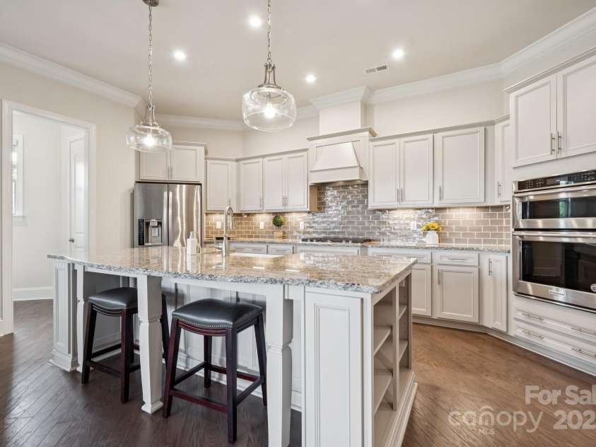 12410 Franklin Park Lane, Huntersville, NC 28078.  MLS# CAR4269080, YatesRealty ID 26771. 