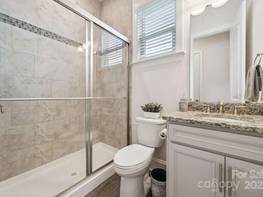 12410 Franklin Park Lane, Huntersville, NC 28078.  MLS# CAR4269080, YatesRealty ID 26771. 