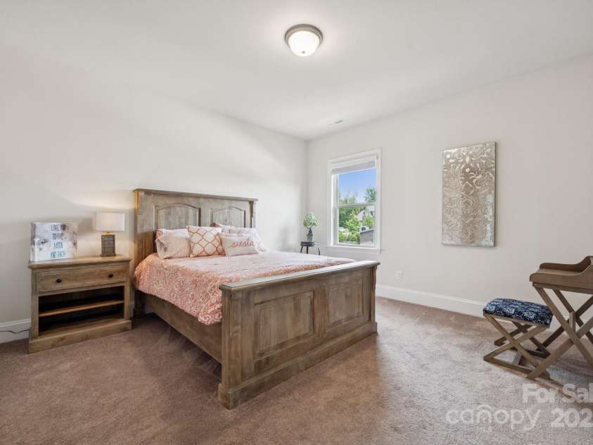 12410 Franklin Park Lane, Huntersville, NC 28078.  MLS# CAR4269080, YatesRealty ID 26771. 