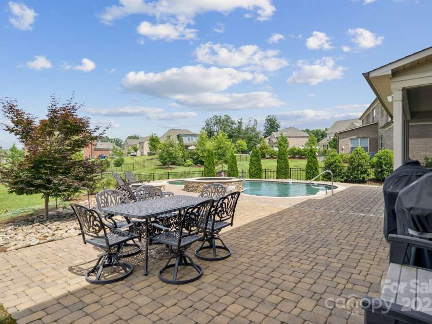 12410 Franklin Park Lane, Huntersville, NC 28078.  MLS# CAR4269080, YatesRealty ID 26771. 