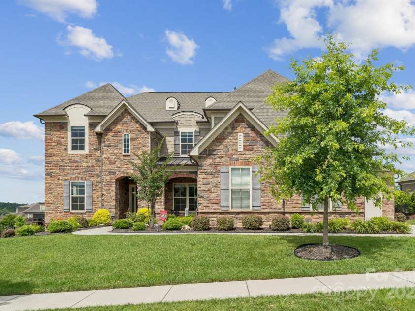 12410 Franklin Park Lane, Huntersville, NC 28078.  MLS# CAR4269080, YatesRealty ID 26771. 