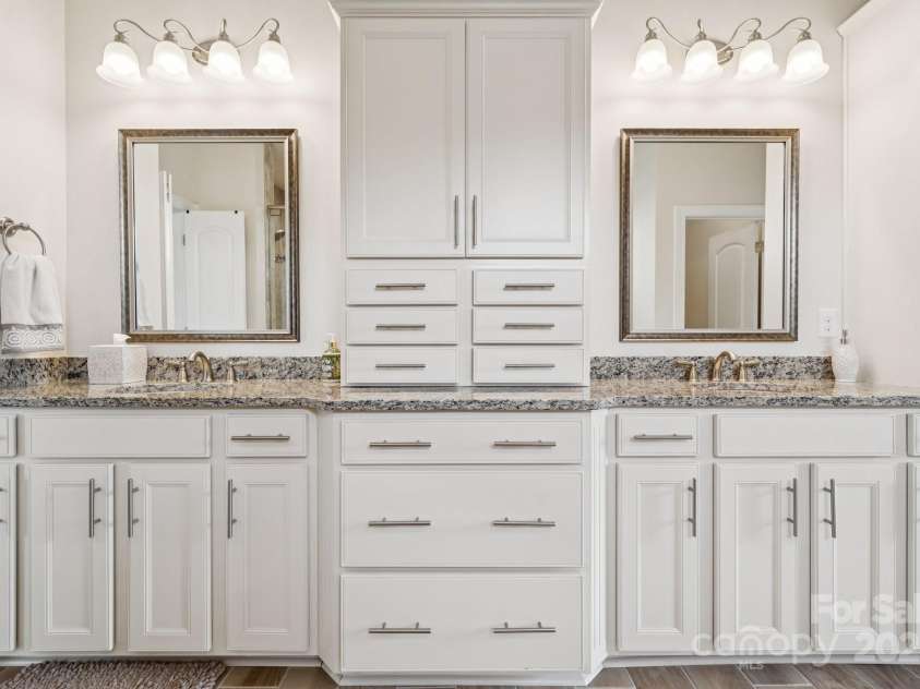 12410 Franklin Park Lane, Huntersville, NC 28078.  MLS# CAR4269080, YatesRealty ID 26771. 