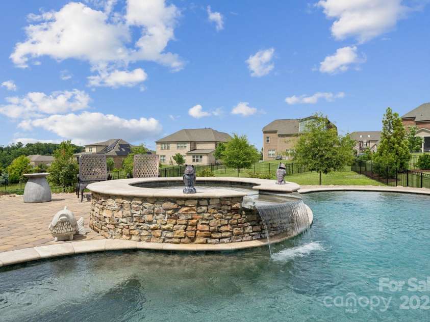 12410 Franklin Park Lane, Huntersville, NC 28078.  MLS# CAR4269080, YatesRealty ID 26771. Hot tub & Waterfall