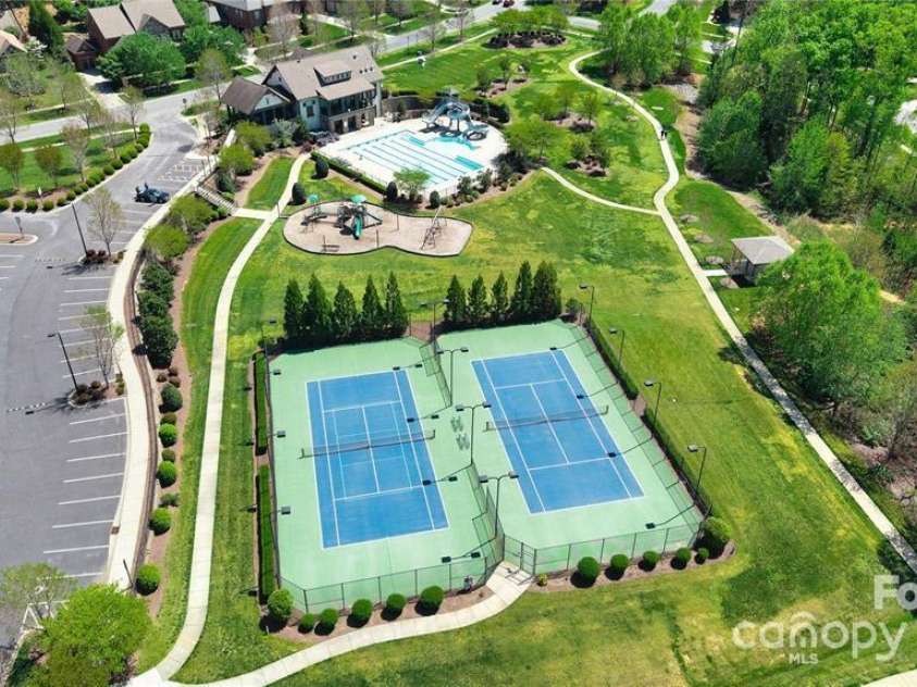 12410 Franklin Park Lane, Huntersville, NC 28078.  MLS# CAR4269080, YatesRealty ID 26771. Olmsted Tennis Court