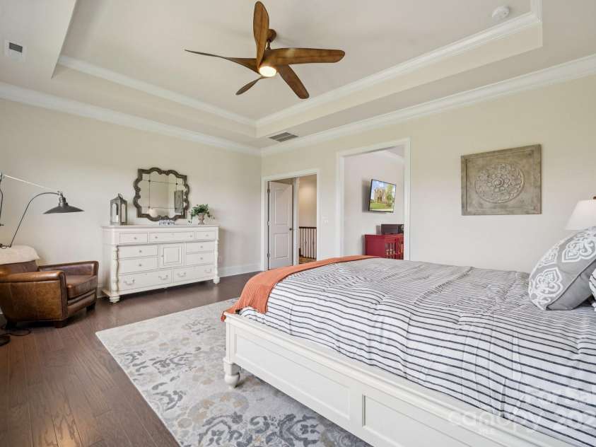 12410 Franklin Park Lane, Huntersville, NC 28078.  MLS# CAR4269080, YatesRealty ID 26771. Primary Bedroom