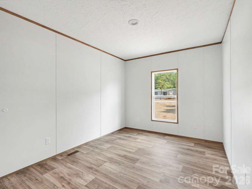 330 Middle Brook Drive, Rockwell, NC 28138.  MLS# CAR4377992, YatesRealty ID 26772. 