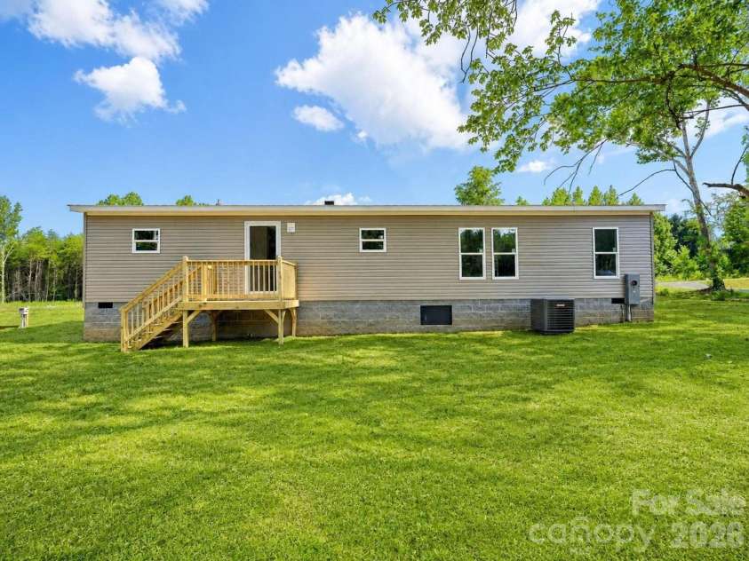 330 Middle Brook Drive, Rockwell, NC 28138.  MLS# CAR4377992, YatesRealty ID 26772. 