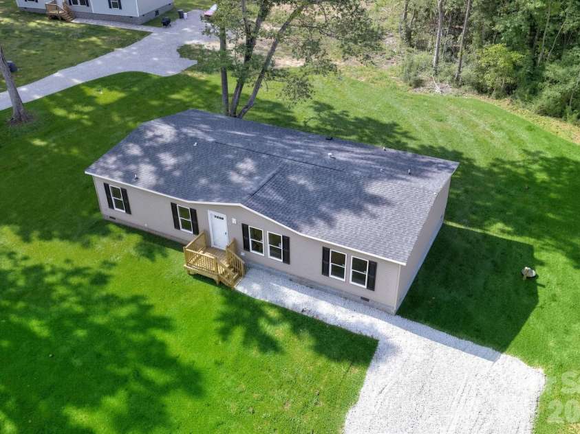 330 Middle Brook Drive, Rockwell, NC 28138.  MLS# CAR4377992, YatesRealty ID 26772. 