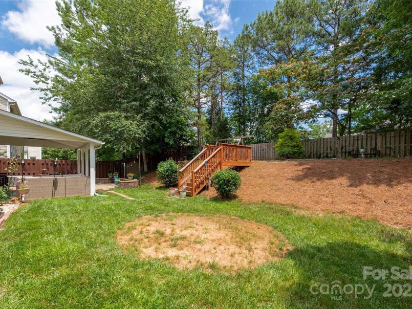 6422 Gatesville Lane, Charlotte, NC 28270.  MLS# CAR4274062, YatesRealty ID 26773. Right Rear/previous trampoline area