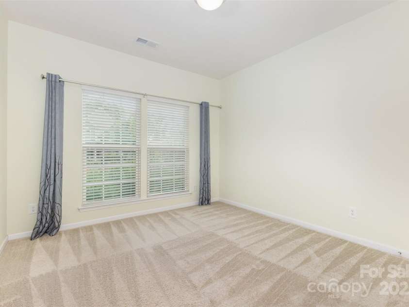 1116 Arnott Lane, Matthews, NC 28105.  MLS# CAR4274820, YatesRealty ID 26774. 
